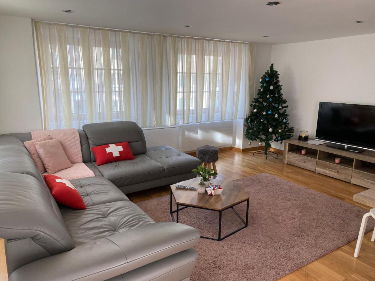 Haus Wiggis Apartment Netstal Екстериор снимка