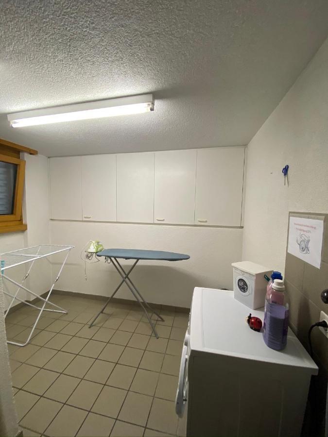 Haus Wiggis Apartment Netstal Екстериор снимка