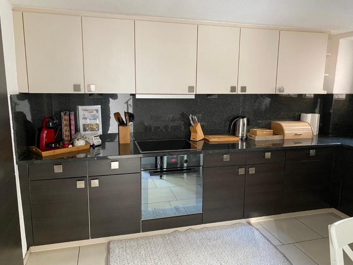Haus Wiggis Apartment Netstal Екстериор снимка